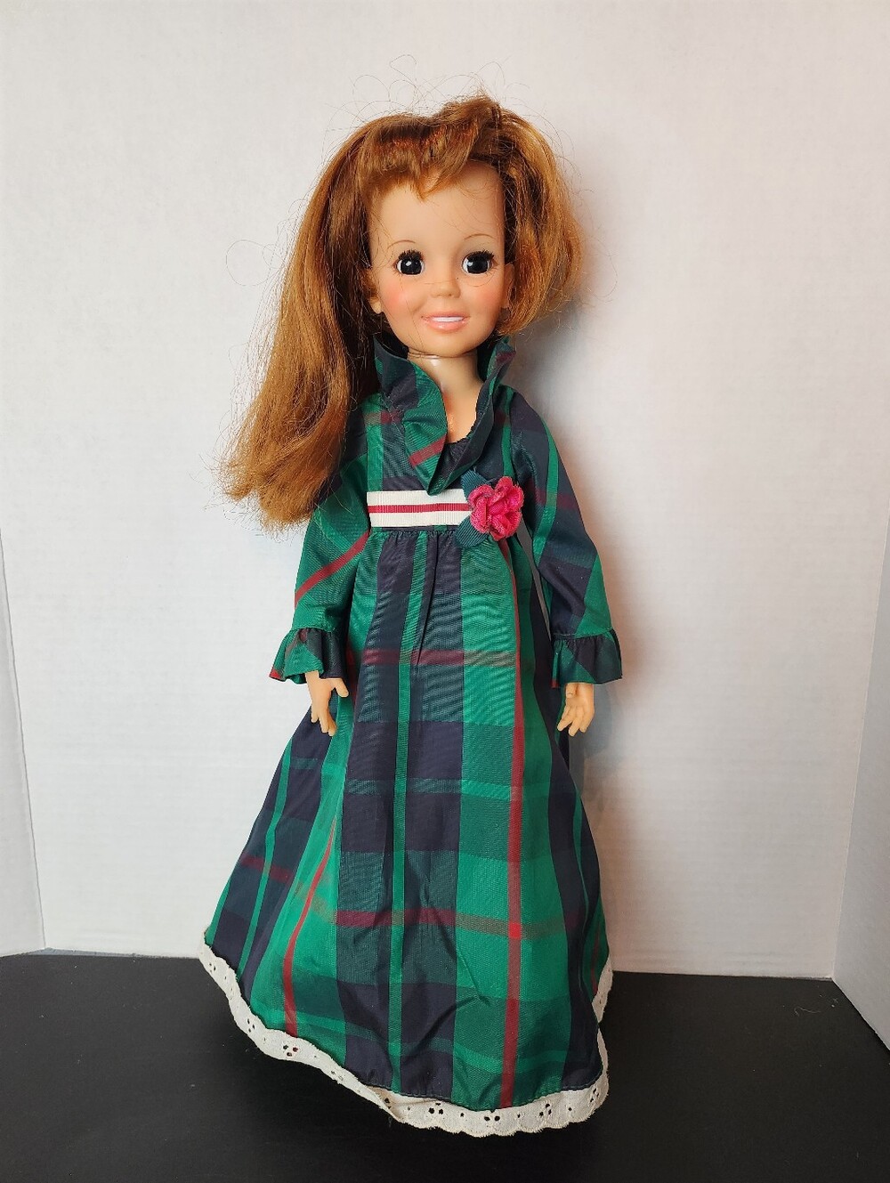 Vintage 1972 Ideal Look Around Crissy Doll - Hair Grows